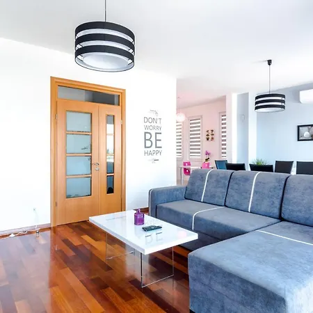 Family With Huge Terrace And Hot Tub - Franka Apartment Split