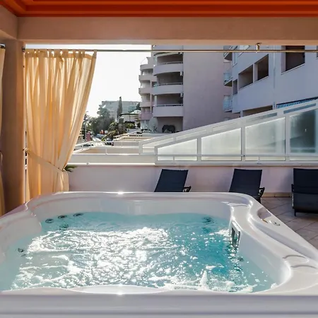 公寓 Family With Huge Terrace And Hot Tub - Franka