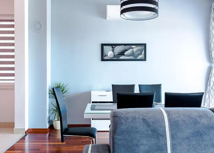 Family With Huge Terrace And Hot Tub - Franka Apartamento Split