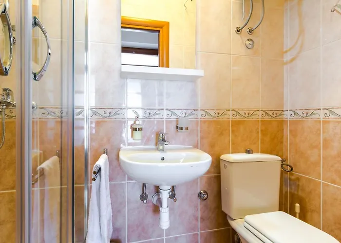 Family With Huge Terrace And Hot Tub - Franka Apartamento *